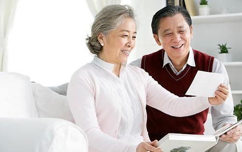 (个人交养老保险)老百姓个人如何交养老保险?个人买养老保险是否划算?终于清楚了 第1张 (个人交养老保险)老百姓个人如何交养老保险?个人买养老保险是否划算?终于清楚了 第1张