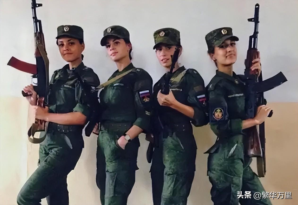 (俄罗斯工资多少一个月)俄罗斯全国1.4亿多人，2022年，普通人一个月工资多少钱?  第2张