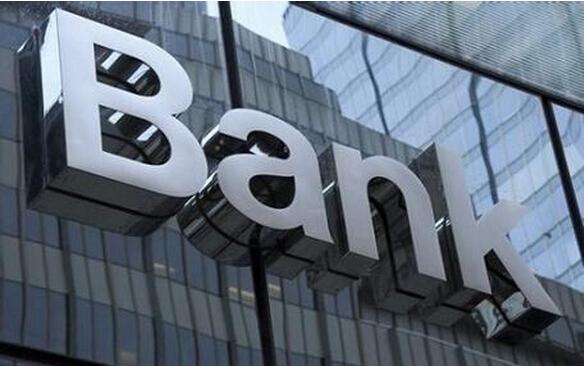 「信用卡逾期半年还上还能用吗」信用卡未及时还款，产生了逾期，还能继续使用吗?  第1张