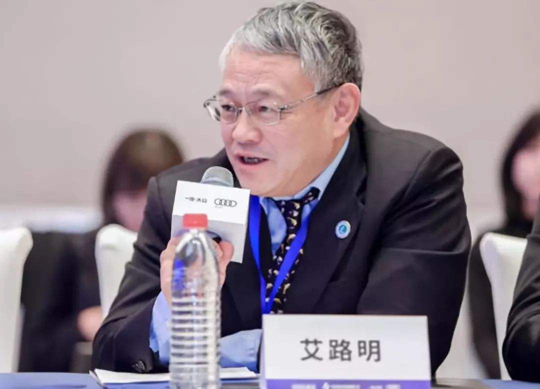 赵薇老公身价多少亿,湖北武汉五大商贾巨富,总身价超500亿?明星赵薇老公位列其中 第3张 赵薇老公身价多少亿,湖北武汉五大商贾巨富,总身价超500亿?明星赵薇老公位列其中 第3张