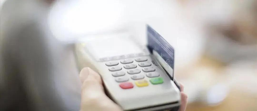 「信用卡逾期多久会降额」征信不良，没逾期的信用卡会降额吗?怎么降低这种风险?  第2张