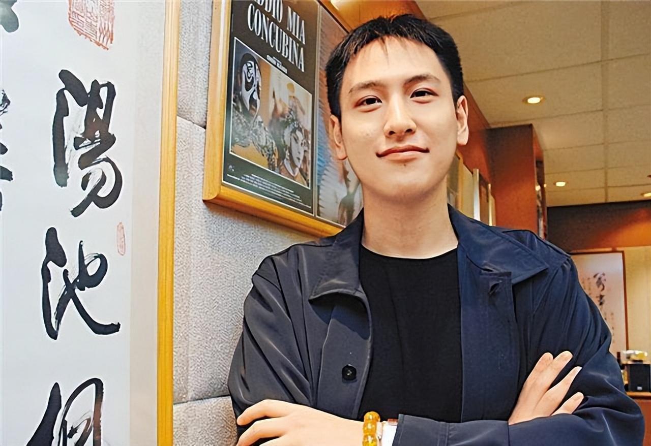 (汤臣一品老板是谁)亲手创立汤臣一品,从抑郁症到天才商人,汤珈铖的人生有多坎坷? 第7张 (汤臣一品老板是谁)亲手创立汤臣一品,从抑郁症到天才商人,汤珈铖的人生有多坎坷? 第7张