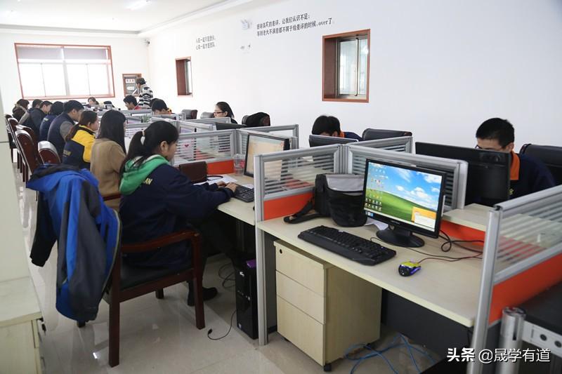 (电子信息类专业就业方向)电子信息专业学什么?主要就业方向是哪里?陈晟老师解读高考 第3张 (电子信息类专业就业方向)电子信息专业学什么?主要就业方向是哪里?陈晟老师解读高考 第3张