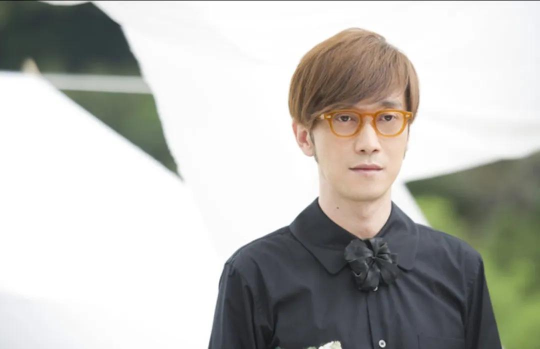 周传雄的身价,周传雄的“消失”,是华语乐坛的“悲哀” 第1张 周传雄的身价,周传雄的“消失”,是华语乐坛的“悲哀” 第1张