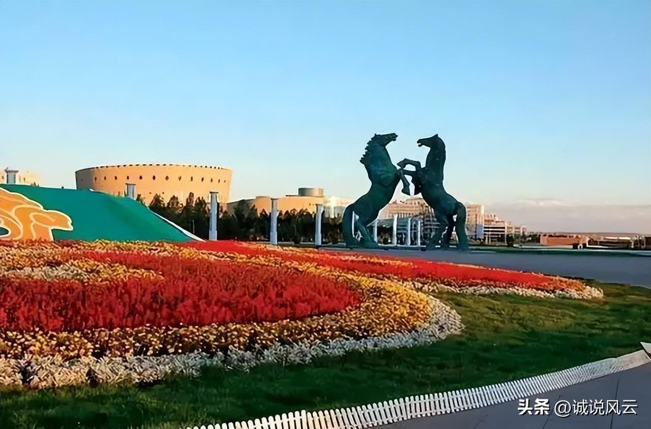 (鄂尔多斯gdp)鄂尔多斯上半年财政收入491.6亿,实现GDP突破2500亿元,全区第一 第4张 (鄂尔多斯gdp)鄂尔多斯上半年财政收入491.6亿,实现GDP突破2500亿元,全区第一 第4张