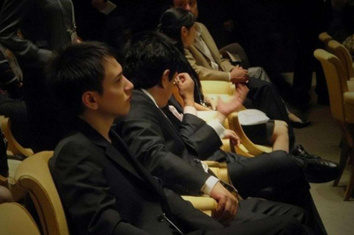 (汤臣一品老板是谁)亲手创立汤臣一品,从抑郁症到天才商人,汤珈铖的人生有多坎坷? 第3张 (汤臣一品老板是谁)亲手创立汤臣一品,从抑郁症到天才商人,汤珈铖的人生有多坎坷? 第3张