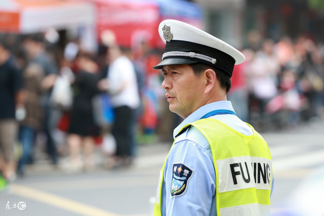 (警衔工资)辅警最新肩章，被授衔还能涨工资，你知道吗?  第5张