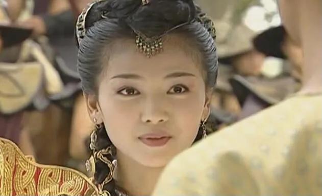 (李湘身价多少个亿)自带上亿身价嫁入伪豪门:李湘活出大女主,刘涛事业开挂 第2张 (李湘身价多少个亿)自带上亿身价嫁入伪豪门:李湘活出大女主,刘涛事业开挂 第2张