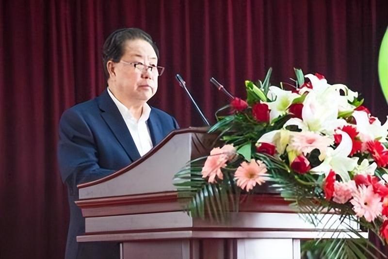 (40岁开始创业)辽宁首富孙寿宽,40岁开始创业,如今花千万冠名高铁宣传家乡 第9张 (40岁开始创业)辽宁首富孙寿宽,40岁开始创业,如今花千万冠名高铁宣传家乡 第9张