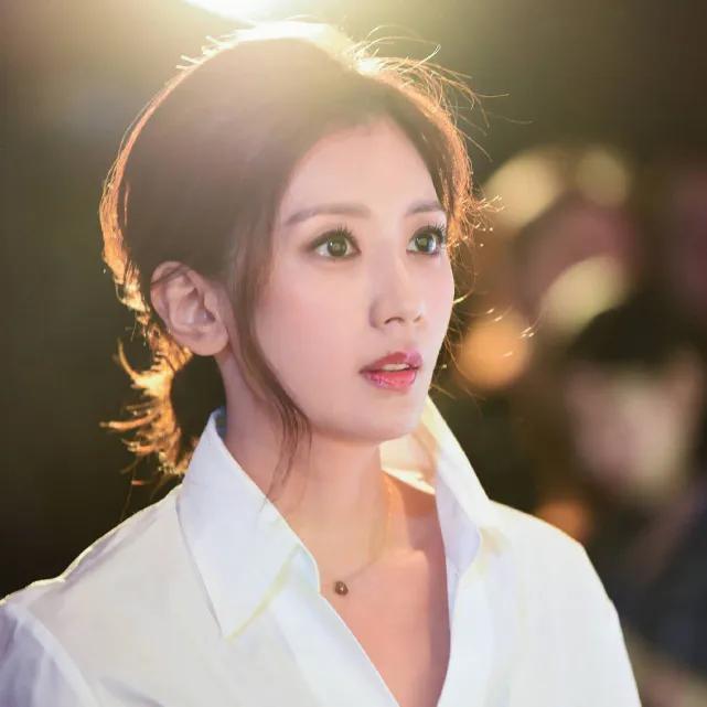 (李湘身价多少个亿)自带上亿身价嫁入伪豪门:李湘活出大女主,刘涛事业开挂 第7张 (李湘身价多少个亿)自带上亿身价嫁入伪豪门:李湘活出大女主,刘涛事业开挂 第7张