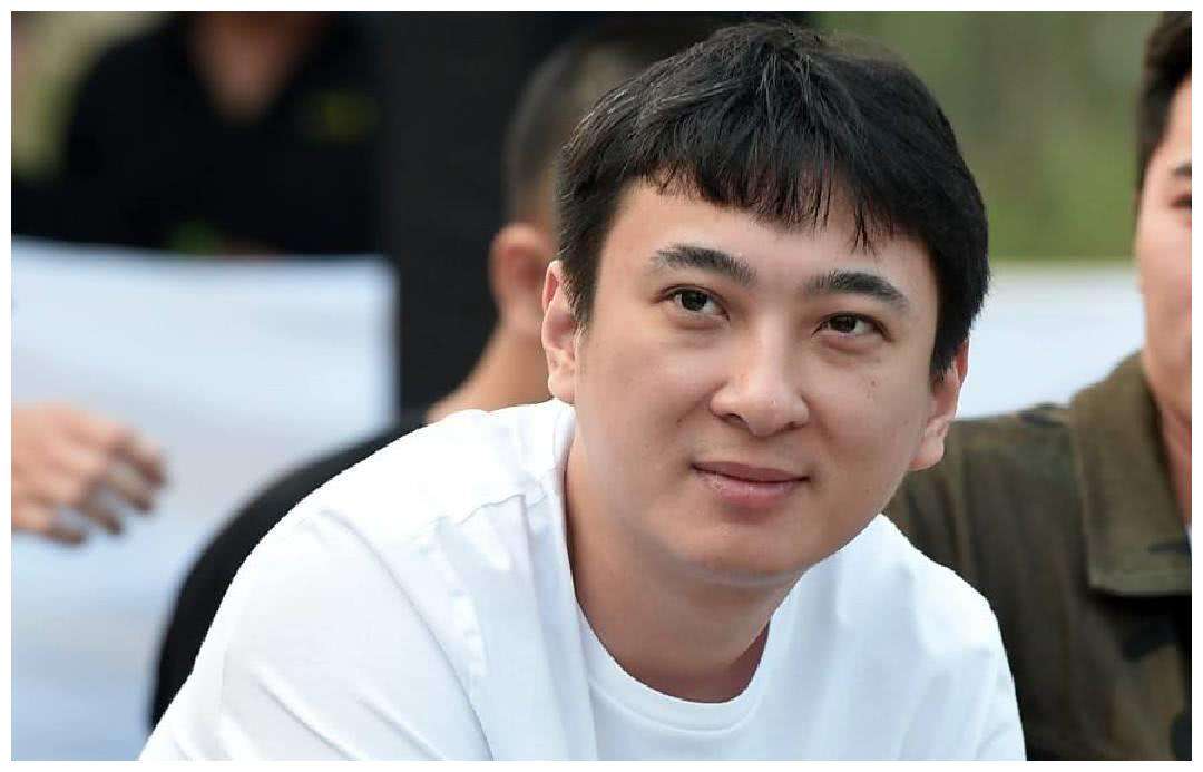 (rng老板是谁)LPL战队背后资本大曝光,RNG老板最神秘,PDD的ES背后是国企! 第1张 (rng老板是谁)LPL战队背后资本大曝光,RNG老板最神秘,PDD的ES背后是国企! 第1张