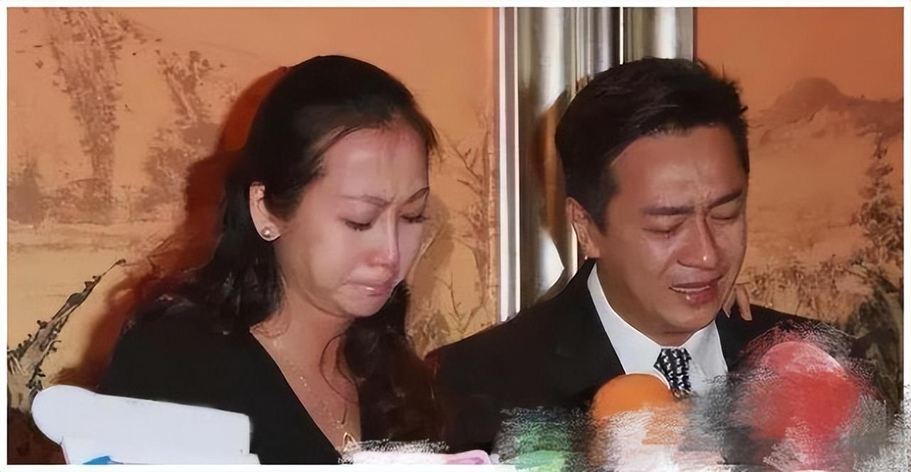 (宣萱回应王宝钏挖野菜)王宝钏挖野菜梗爆红，男女主演均回应，陈浩民被骂惨宣萱获力挺  第12张