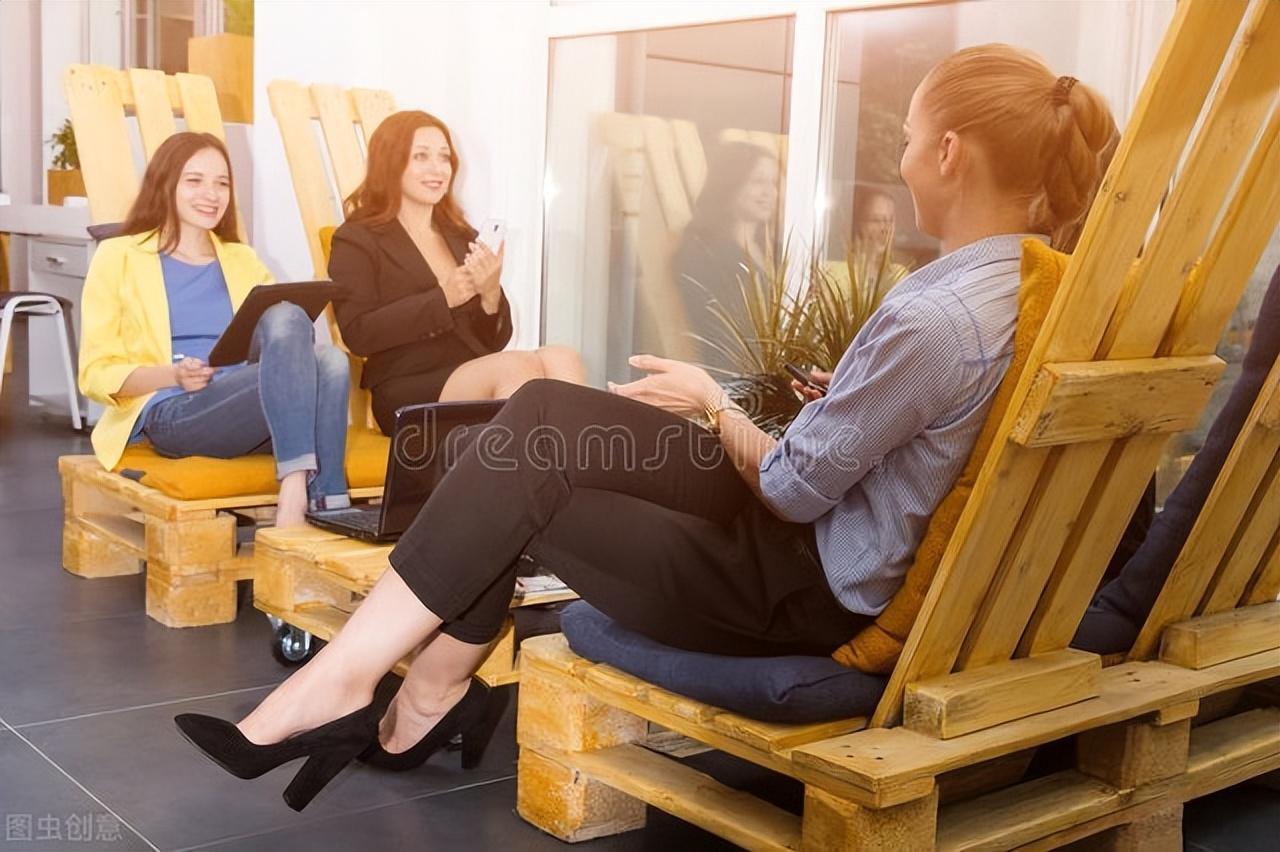 (网上最靠谱的赚钱方法)2022年，下半年互联网最靠谱的搞钱方法?  第1张