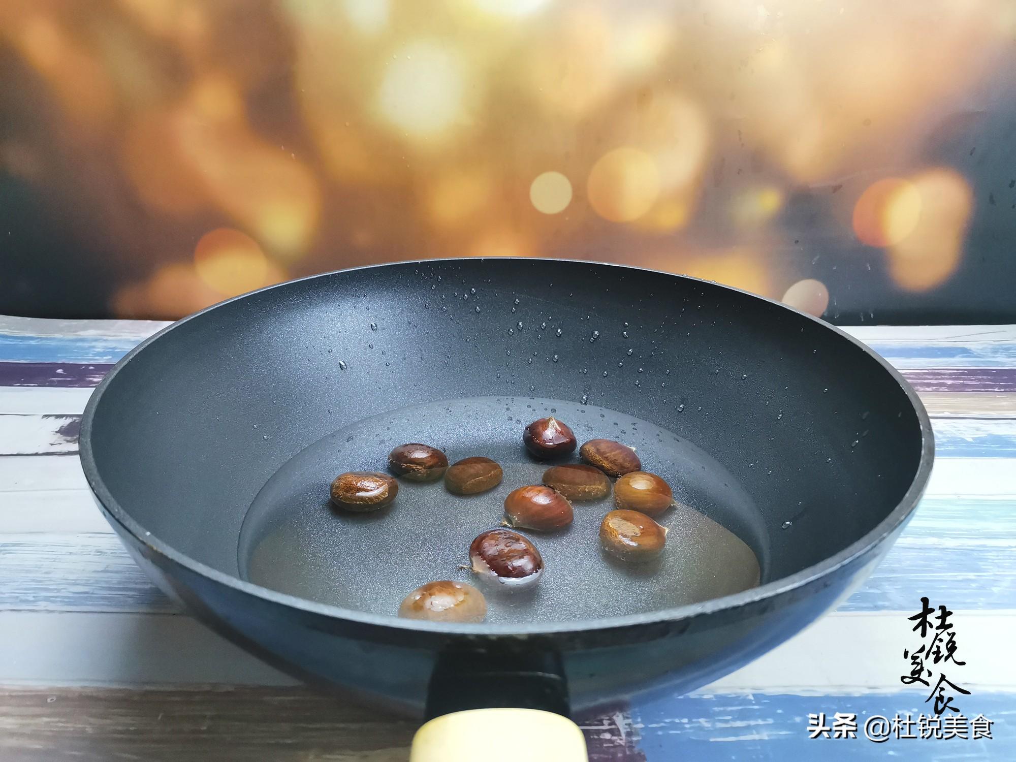 (栗子去皮最简单的方法)分享7种巧剥栗子皮妙招，简单实用，剥出的栗子粒粒完整  第4张