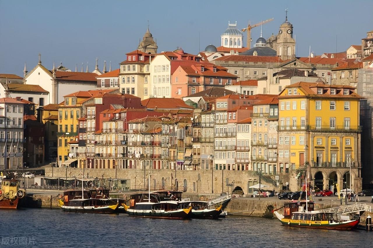 (海外房产投资移民)房屋价格飙升，海外投资好时机，移民葡萄牙的条件有哪些?  第2张