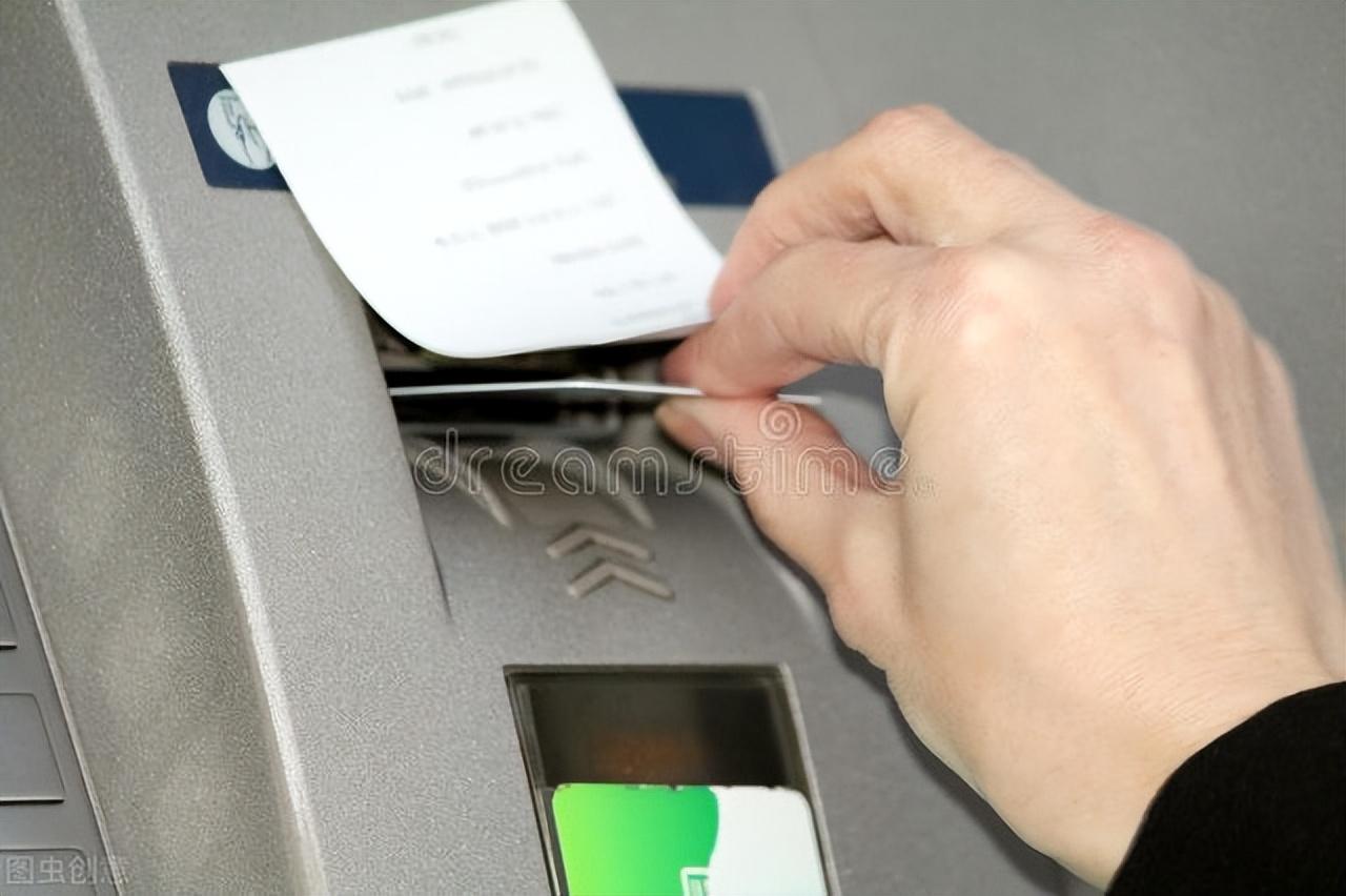 (信用卡和储蓄卡的区别)「避坑指南」信用卡和储蓄卡的区别,你真的会用吗? 第3张 (信用卡和储蓄卡的区别)「避坑指南」信用卡和储蓄卡的区别,你真的会用吗? 第3张