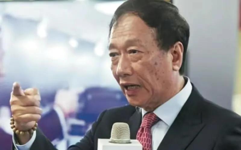 郭台铭身价,郭台铭:原配离世直呼上帝不公,却转身娶了比儿子大两岁的小娇妻 第8张 郭台铭身价,郭台铭:原配离世直呼上帝不公,却转身娶了比儿子大两岁的小娇妻 第8张