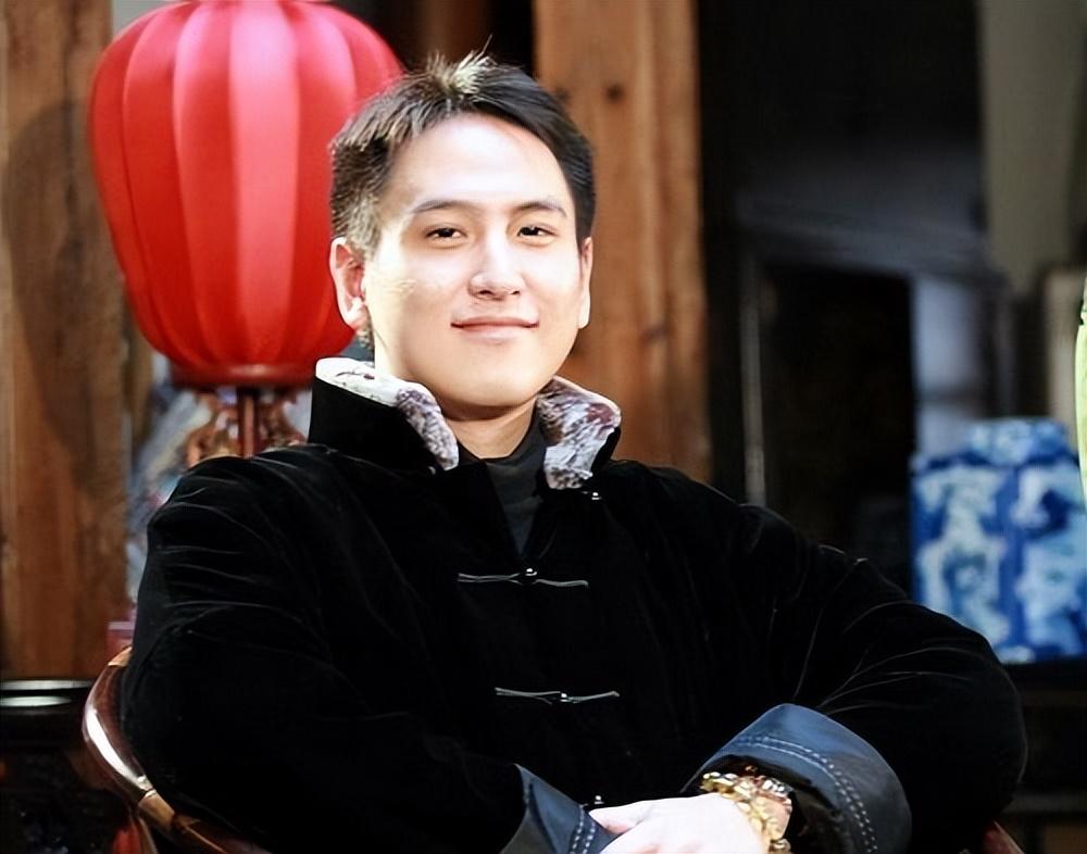 (汤臣一品老板是谁)亲手创立汤臣一品,从抑郁症到天才商人,汤珈铖的人生有多坎坷? 第9张 (汤臣一品老板是谁)亲手创立汤臣一品,从抑郁症到天才商人,汤珈铖的人生有多坎坷? 第9张