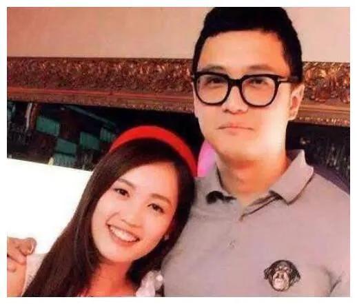 王宝强身价多少亿,被马蓉拖累的王宝强,如今已经身价过10亿,开三百万豪车回农村 第6张 王宝强身价多少亿,被马蓉拖累的王宝强,如今已经身价过10亿,开三百万豪车回农村 第6张