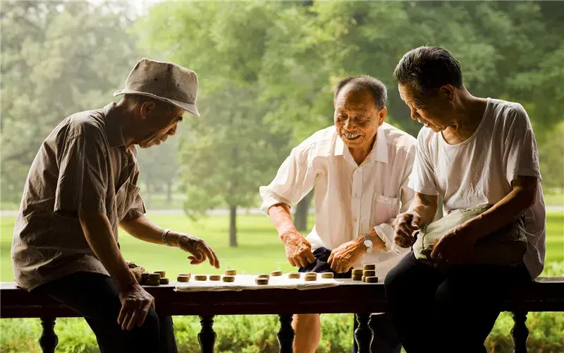 目前,已经进入人口老龄化社会,普通人做什么生意最赚钱?(做什么生意挣钱) 第1张 目前,已经进入人口老龄化社会,普通人做什么生意最赚钱?(做什么生意挣钱) 第1张