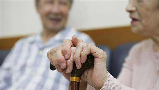 (个人交养老保险)老百姓个人如何交养老保险?个人买养老保险是否划算?终于清楚了 第5张 (个人交养老保险)老百姓个人如何交养老保险?个人买养老保险是否划算?终于清楚了 第5张