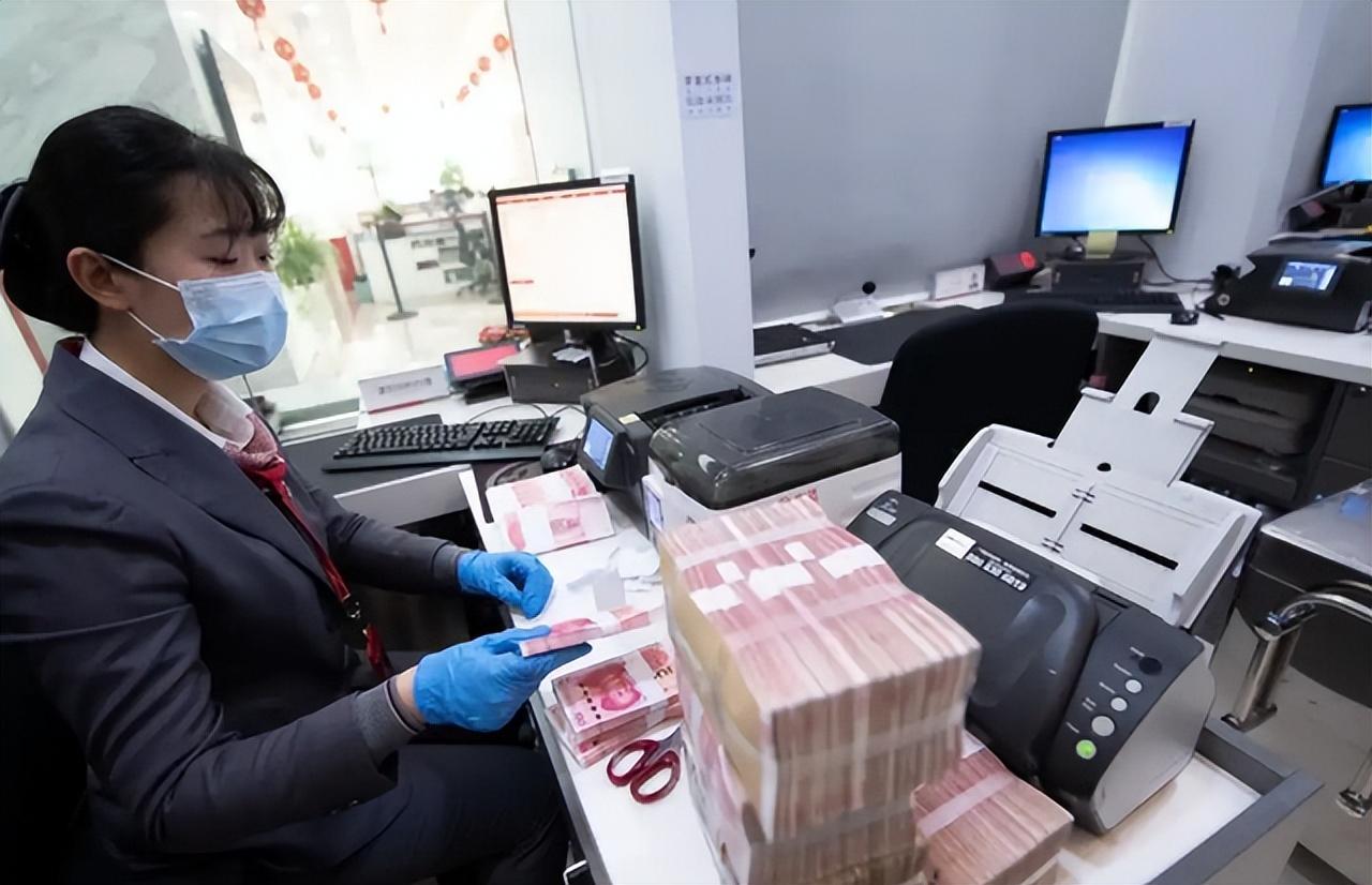 二十万怎么理财，如果有20万存款，为什么不推荐存定期?创新性理财提供“新选择”  第2张