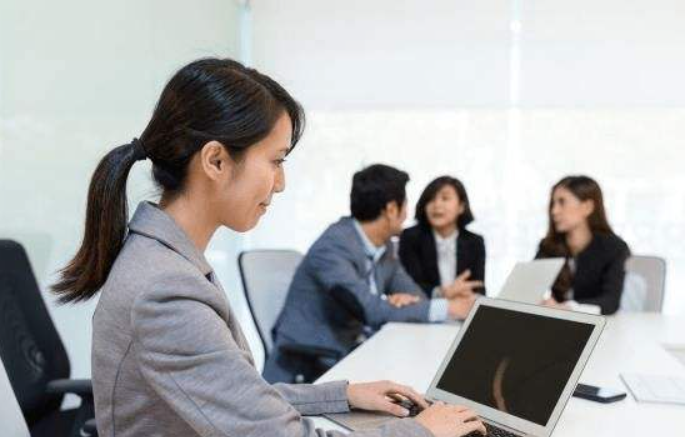 (行政管理专业就业方向)行政管理专业主要学什么?就业方向和前景怎么样?  第4张