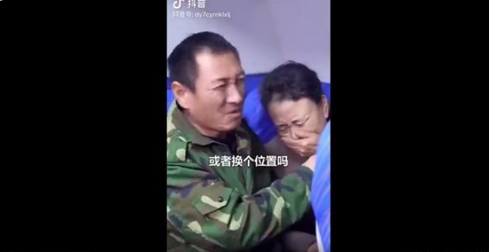 京东金条是什么,京东金条的广告,为什么被所有人吐槽 第2张 京东金条是什么,京东金条的广告,为什么被所有人吐槽 第2张