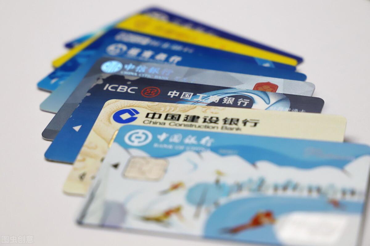 (银行卡被司法冻结怎么处理)透支信用卡被起诉强制执行了，现在银行卡都被冻结了，该怎么办?  第1张