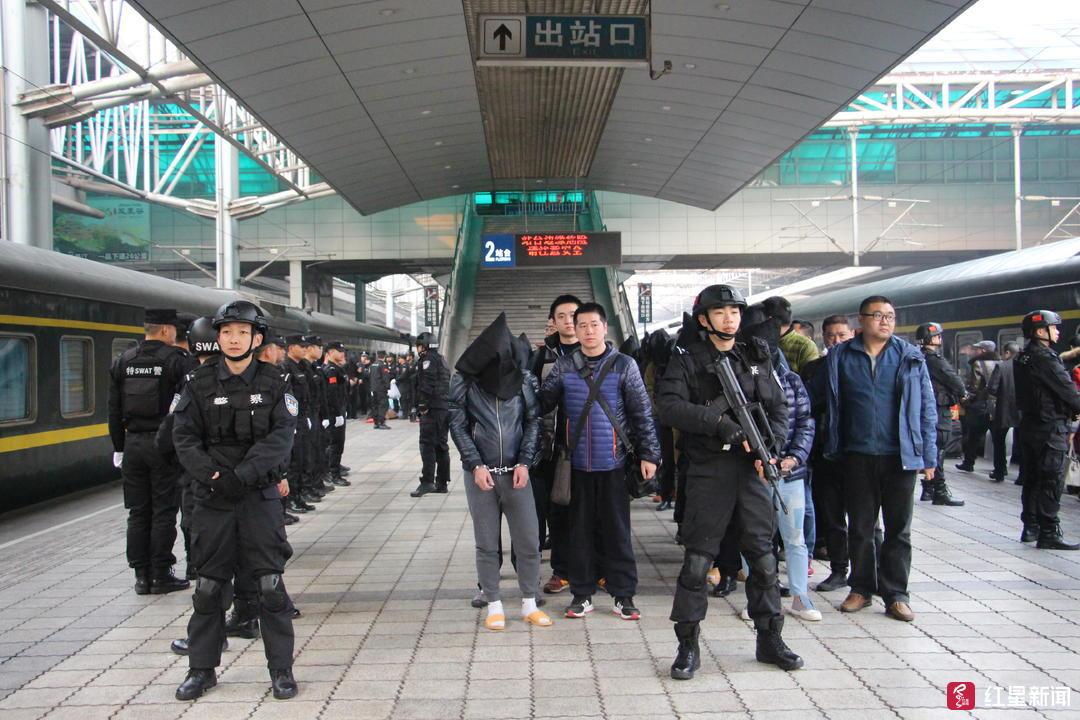 (民族资产解冻)涉案上千万元!全国百万人被“民族资产解冻”洗脑,32人受审 第2张 (民族资产解冻)涉案上千万元!全国百万人被“民族资产解冻”洗脑,32人受审 第2张