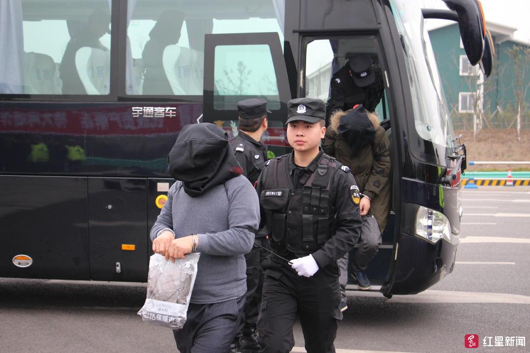 (民族资产解冻)涉案上千万元!全国百万人被“民族资产解冻”洗脑,32人受审 第3张 (民族资产解冻)涉案上千万元!全国百万人被“民族资产解冻”洗脑,32人受审 第3张
