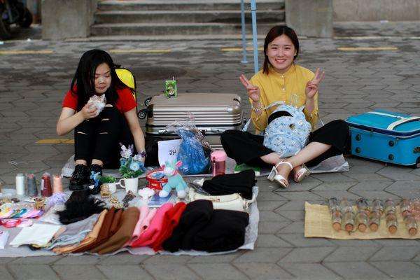 (赚钱的项目)地摊卖什么赚钱?非常赚钱的六个项目推荐 第1张 (赚钱的项目)地摊卖什么赚钱?非常赚钱的六个项目推荐 第1张