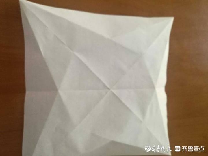 (千纸鹤的折法一步一步的教程)情报站|小时候学的折纸你还会吗?壹粉一步步教你折漂亮的千纸鹤 第4张 (千纸鹤的折法一步一步的教程)情报站|小时候学的折纸你还会吗?壹粉一步步教你折漂亮的千纸鹤 第4张