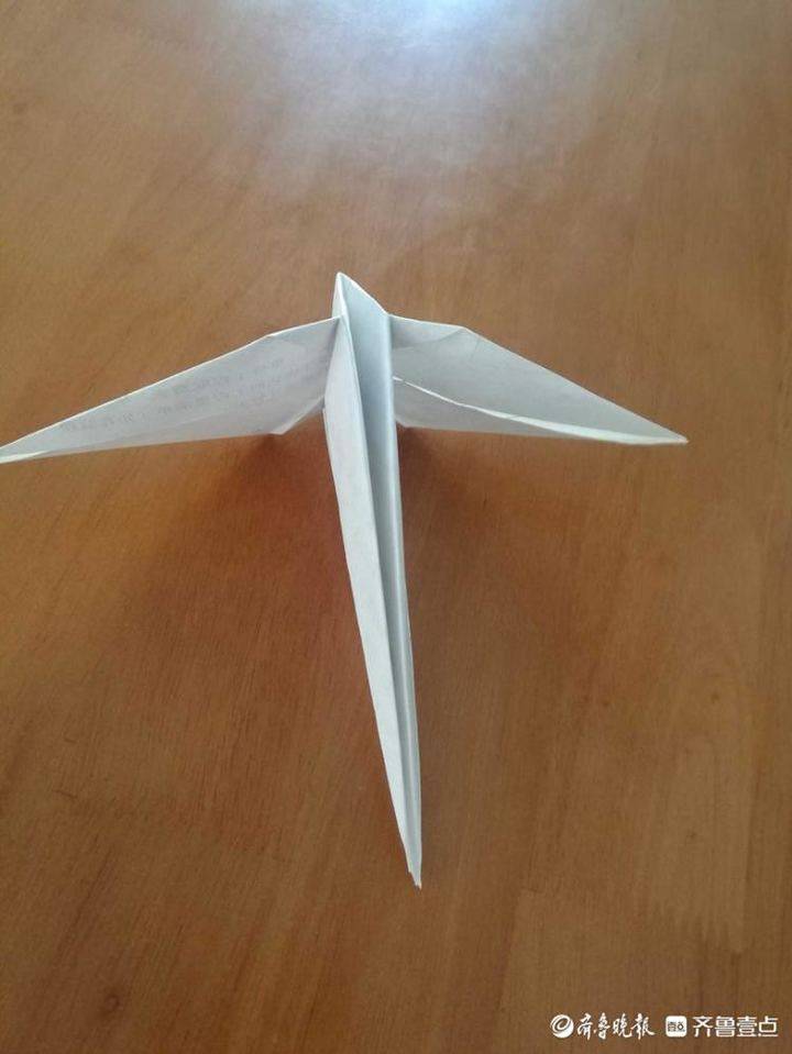 (千纸鹤的折法一步一步的教程)情报站|小时候学的折纸你还会吗?壹粉一步步教你折漂亮的千纸鹤 第8张 (千纸鹤的折法一步一步的教程)情报站|小时候学的折纸你还会吗?壹粉一步步教你折漂亮的千纸鹤 第8张