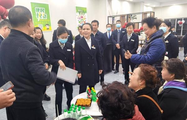 (黔农云贷款)贵定农商银行便民快贷服务中心开业 第5张 (黔农云贷款)贵定农商银行便民快贷服务中心开业 第5张