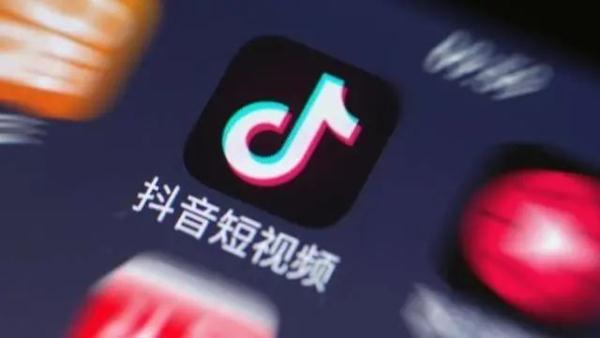 (速借卡人人有额度)“高额度”、“急速放款”,了解一下?  第2张 (速借卡人人有额度)“高额度”、“急速放款”,了解一下?  第2张