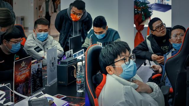 京东怎么分期买手机,京东之家全国首家分期免息购机体验店开业 全场买手机可享至高12期免息 第2张 京东怎么分期买手机,京东之家全国首家分期免息购机体验店开业 全场买手机可享至高12期免息 第2张