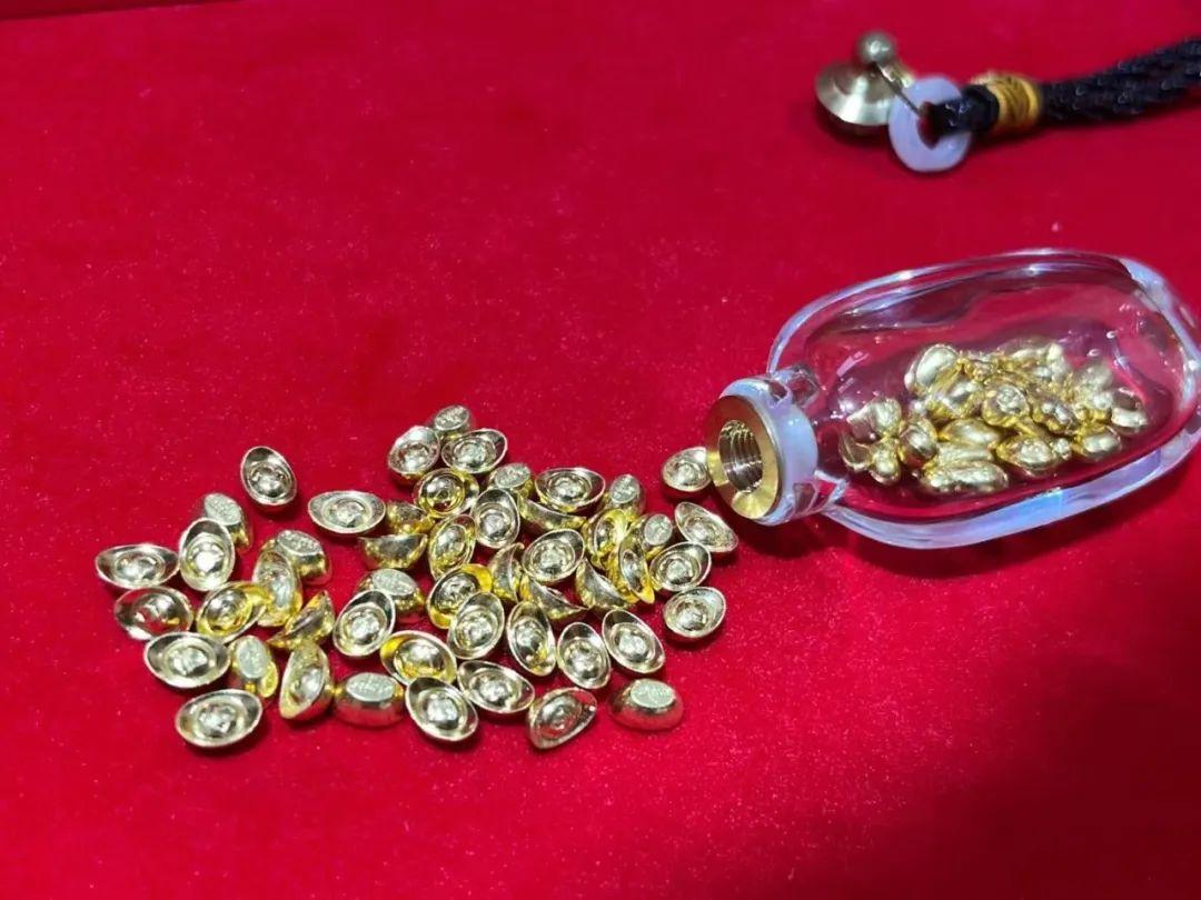 (投资金条)婆婆给媳妇送4斤金条,投资金条的火爆不止如此 第5张 (投资金条)婆婆给媳妇送4斤金条,投资金条的火爆不止如此 第5张