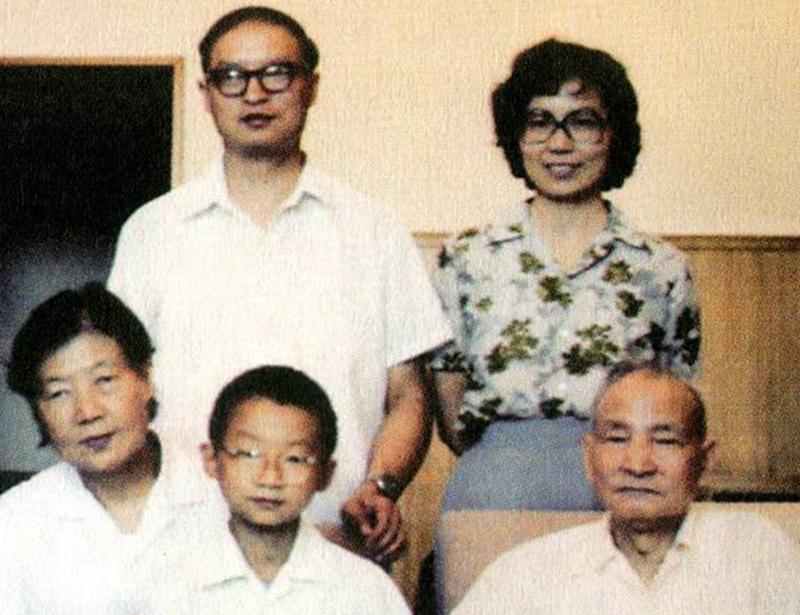 (陈元的儿子)她曾担任陈云的秘书，19岁嫁给陈云，儿子官至副国级  第6张