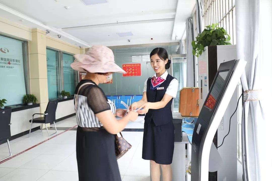 (怎么取消银行卡短信通知业务)银行短信通知要收费,该取消吗?银行工作人员告诉你答案 第1张 (怎么取消银行卡短信通知业务)银行短信通知要收费,该取消吗?银行工作人员告诉你答案 第1张