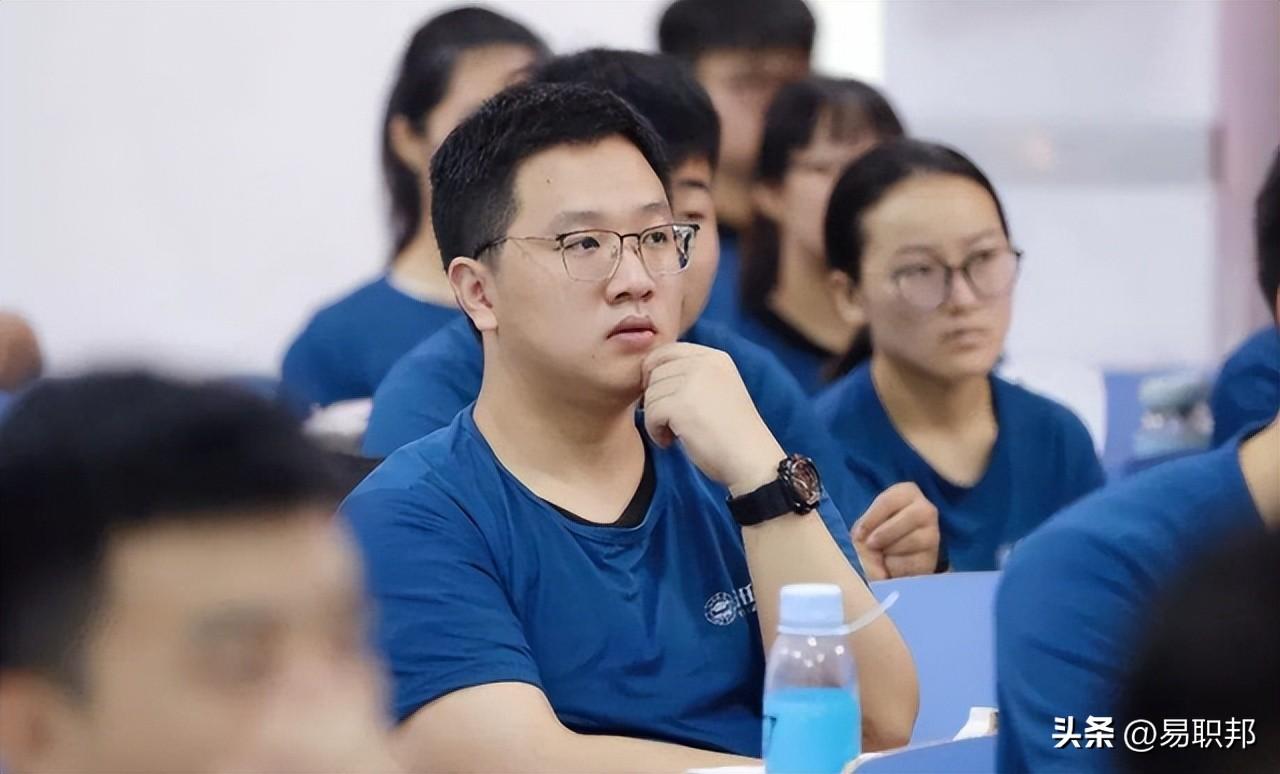 (什么专业就业前景好)这几个“工科”专业,就业前景好,年薪超80万,学生需提前了解 第8张 (什么专业就业前景好)这几个“工科”专业,就业前景好,年薪超80万,学生需提前了解 第8张