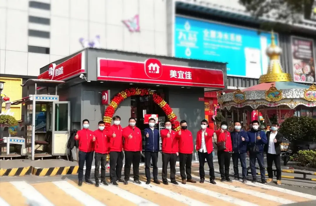 (18岁能贷款多少)从打工仔逆袭成店老板:18岁出来赚钱，贷款五万创业  第1张