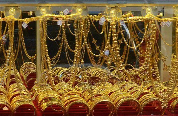 (黄金价格下跌)不到一个月,缅甸1甲黄金价格下跌100万缅币 第1张 (黄金价格下跌)不到一个月,缅甸1甲黄金价格下跌100万缅币 第1张
