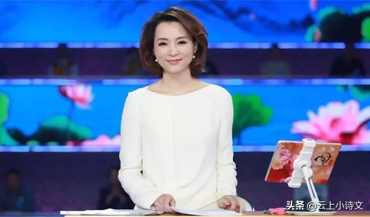 (出水芙蓉是什么意思)“出水芙蓉”最早用来形容什么?诗词大会里考过，答对者寥寥无几  第5张