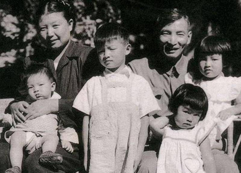 (陈元的儿子)她曾担任陈云的秘书，19岁嫁给陈云，儿子官至副国级  第5张