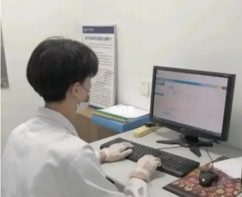 (生物科学专业就业前景)“医学类”专业前景排行，临床医学跌出前3，榜首热度节节攀升  第4张