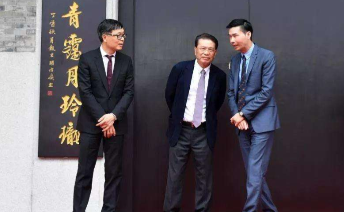 (美的老板是谁)美的老板何享健，坐拥2250亿财富无人继承，三个孩子均为老总  第4张