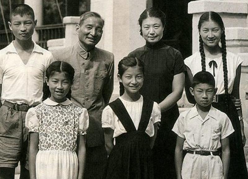 (陈元的儿子)她曾担任陈云的秘书，19岁嫁给陈云，儿子官至副国级  第3张